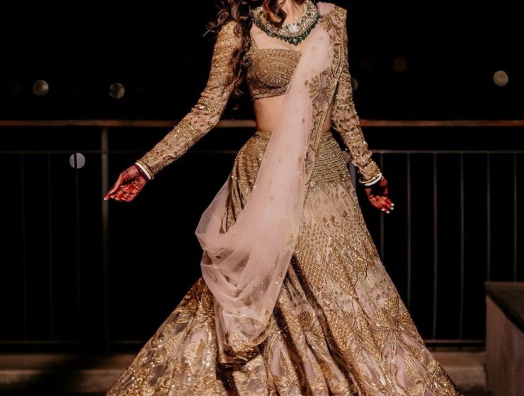 Mouni Roy in Falguni Shane Peacock Lehenga