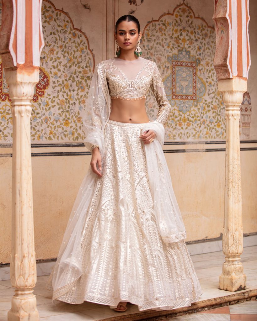 Real Brides in Lightweight Bridal Outfits prove “Less is More” | Lehenga  color combinations, Bridal outfits, Bridal wear