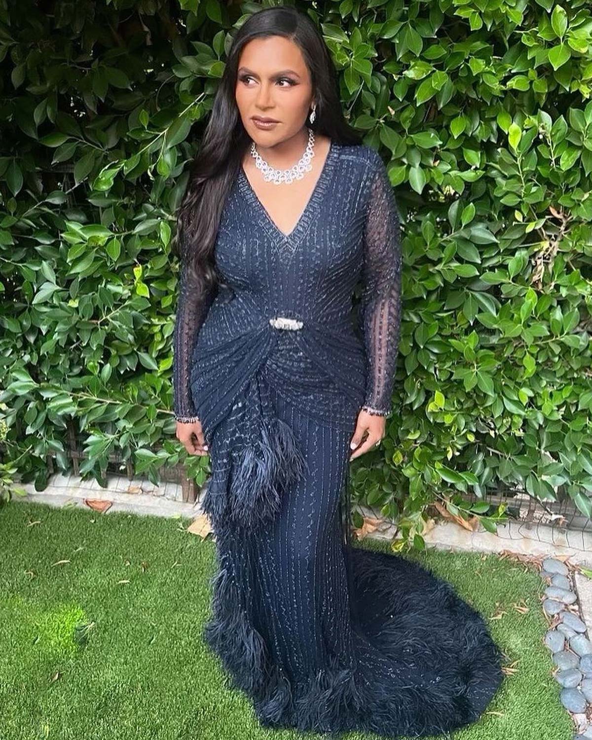 mindy-kaling-gown