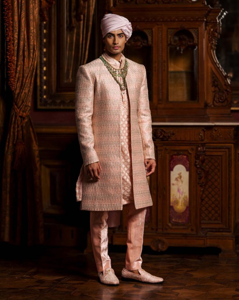 BENOIT SHERWANI SET
