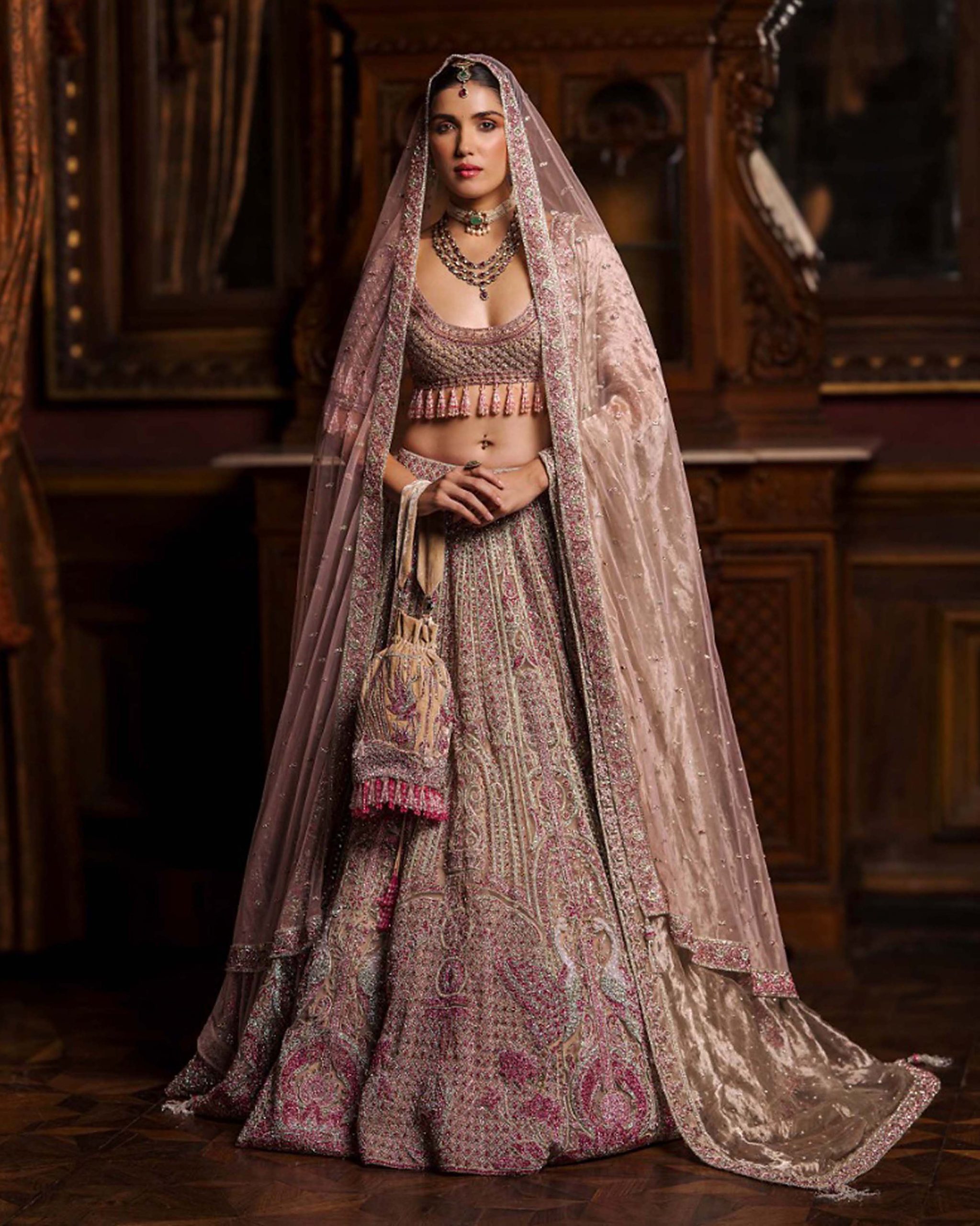 ALPHOSINE BRIDAL LEHENGA SET