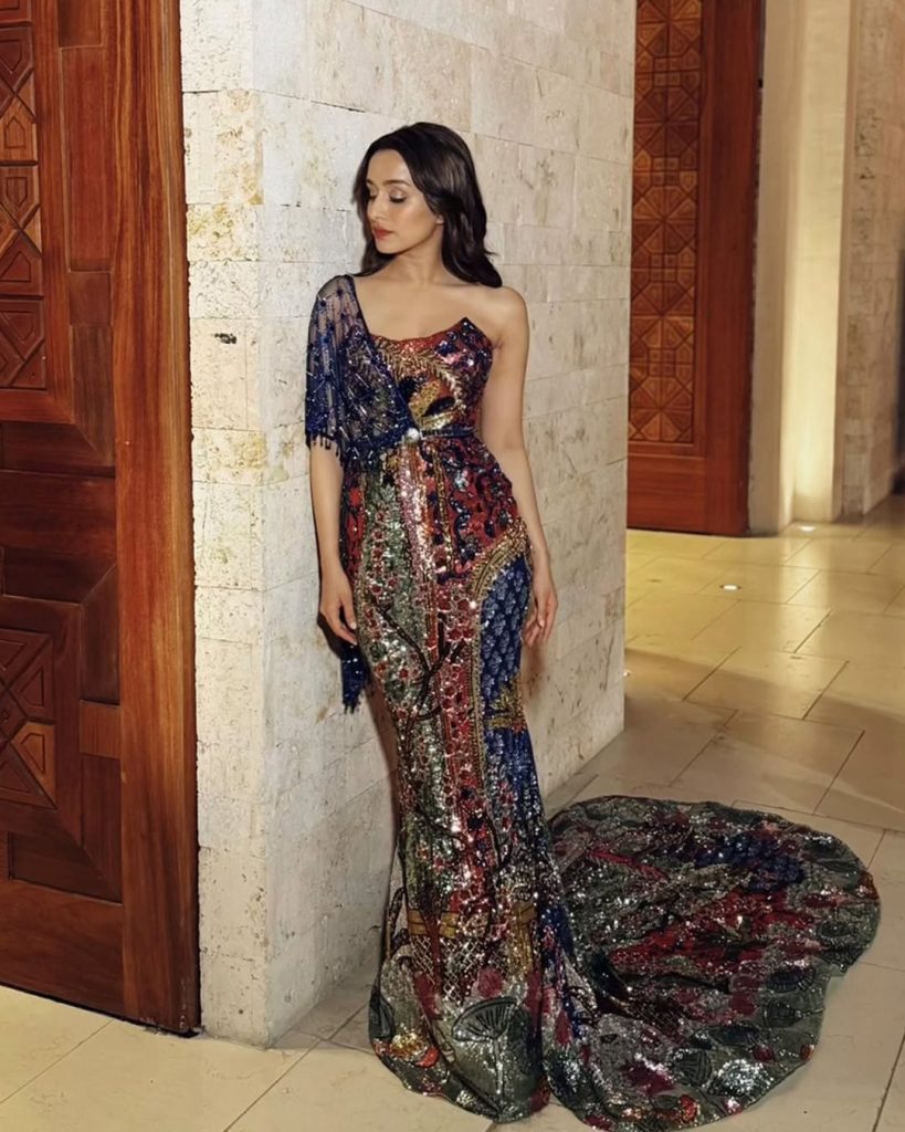 Shraddha-Kapoor-evening-gown-2