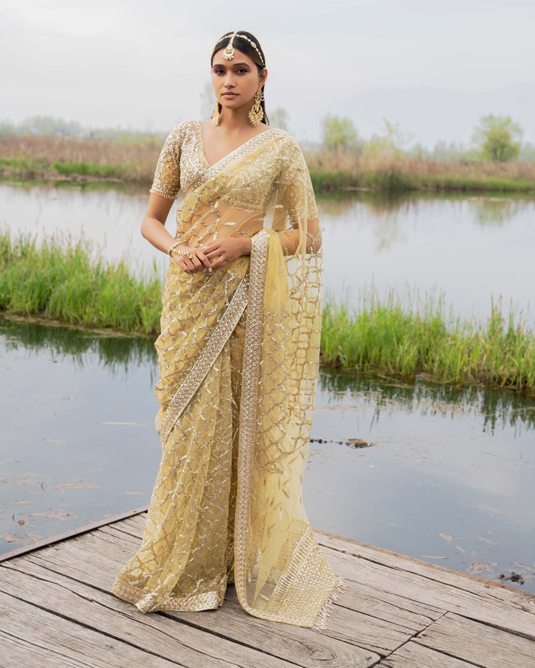 golden saree