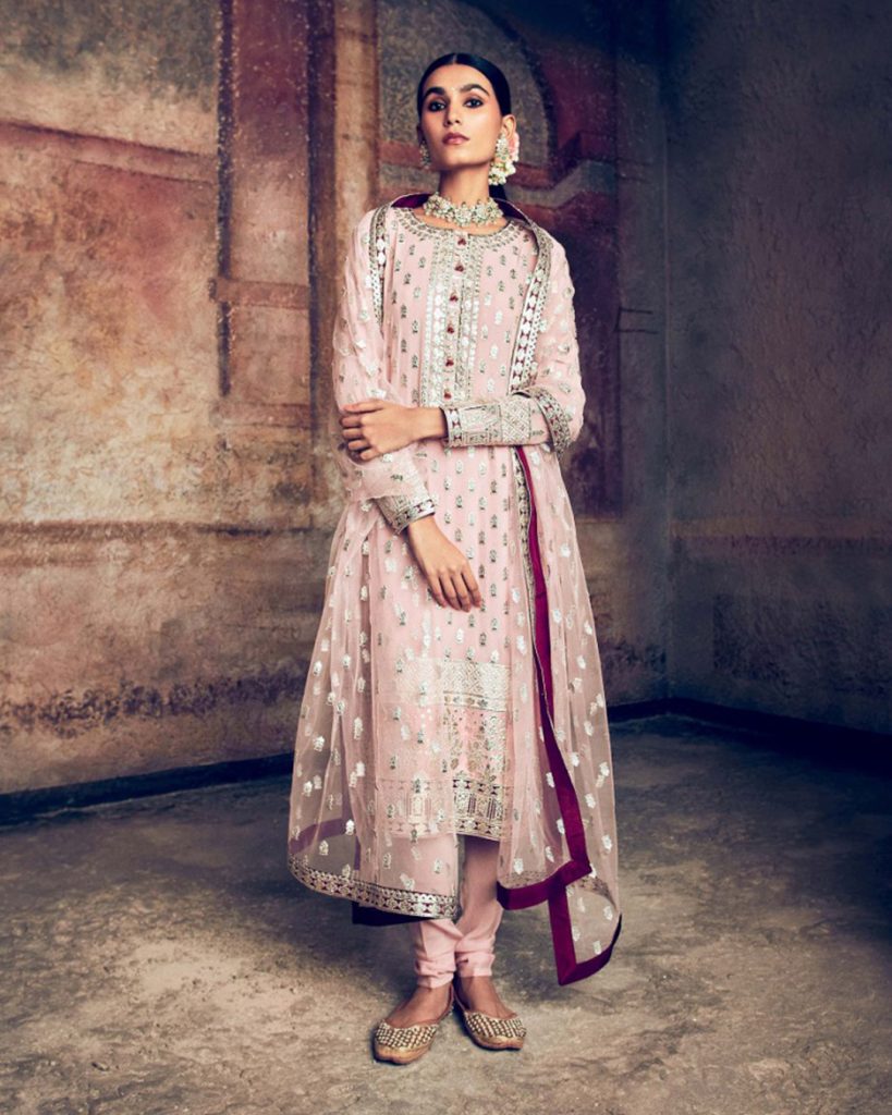 pink-kurta-colour-combinations.